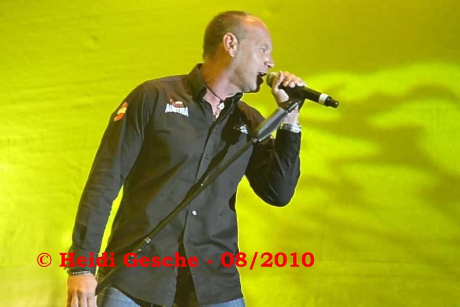 Olaf Henning (07).JPG